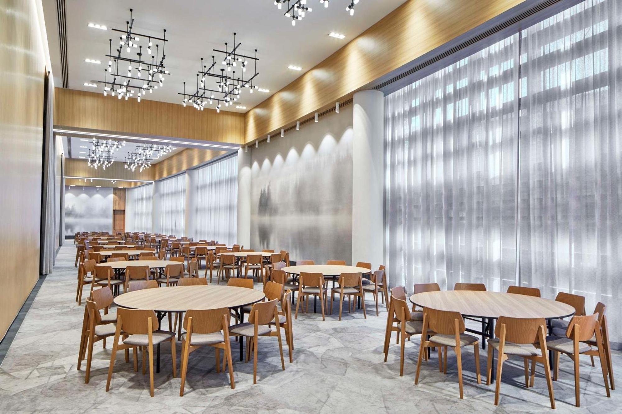 Embassy Suites By Hilton Nashville Downtown Экстерьер фото