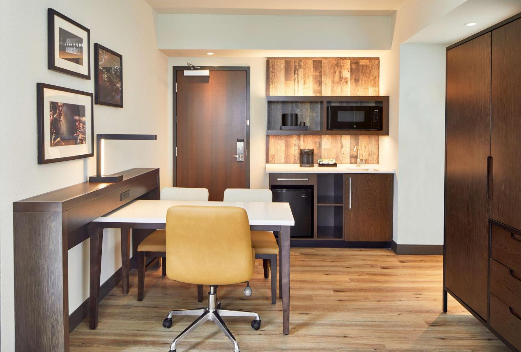Embassy Suites By Hilton Nashville Downtown Экстерьер фото