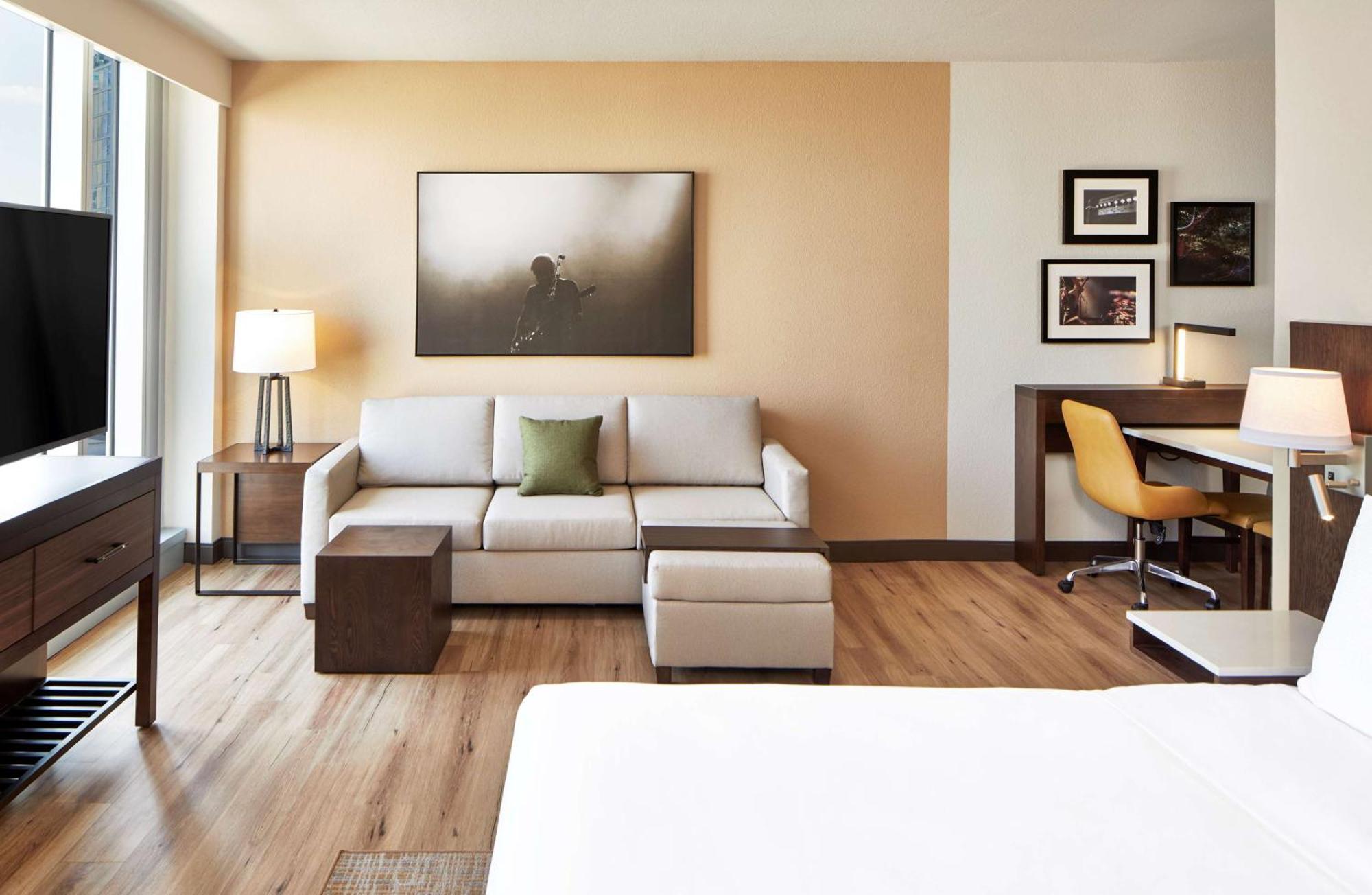 Embassy Suites By Hilton Nashville Downtown Экстерьер фото