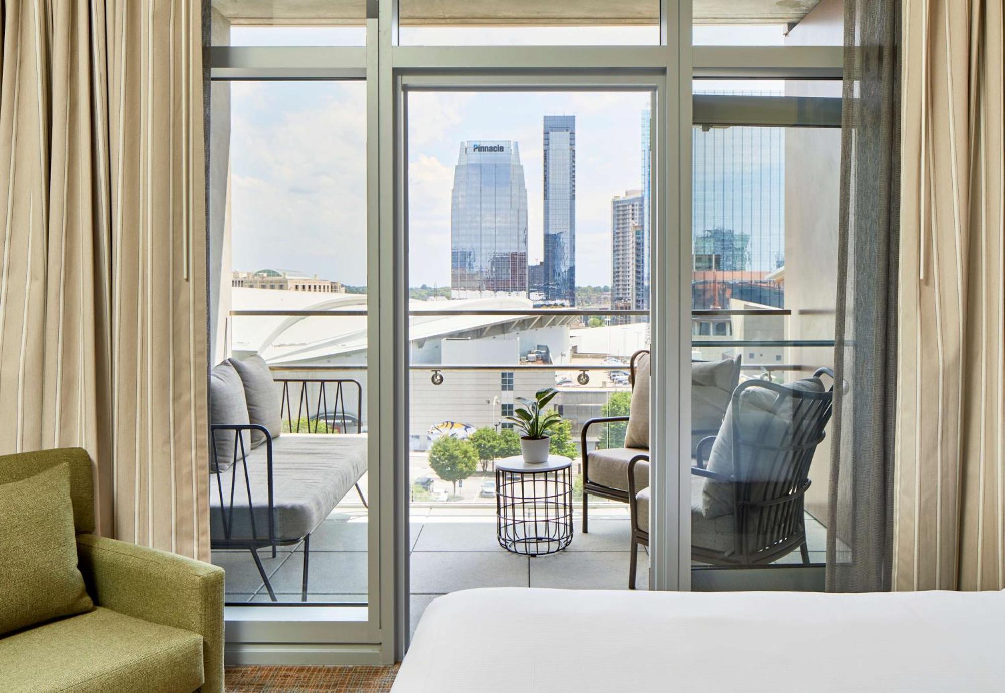Embassy Suites By Hilton Nashville Downtown Экстерьер фото